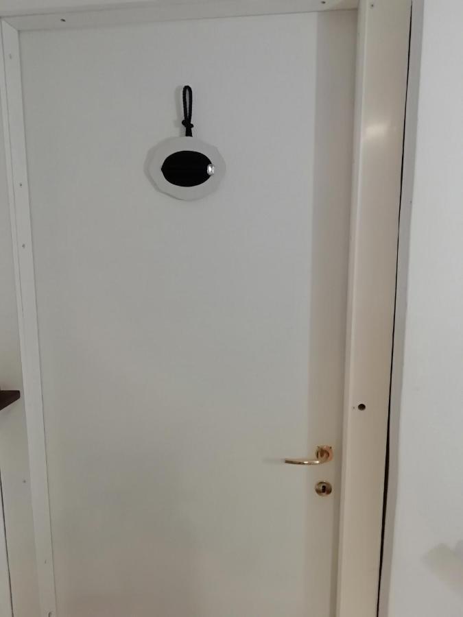 特尔尼Le Pinelle住宿加早餐旅馆 外观 照片
