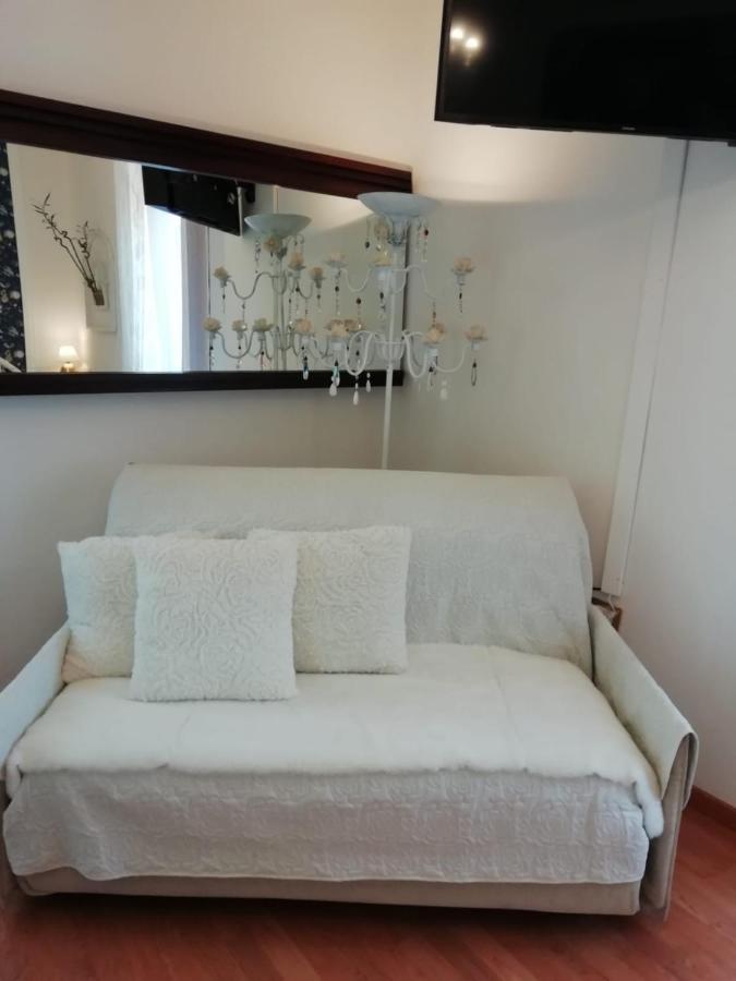特尔尼Le Pinelle住宿加早餐旅馆 外观 照片